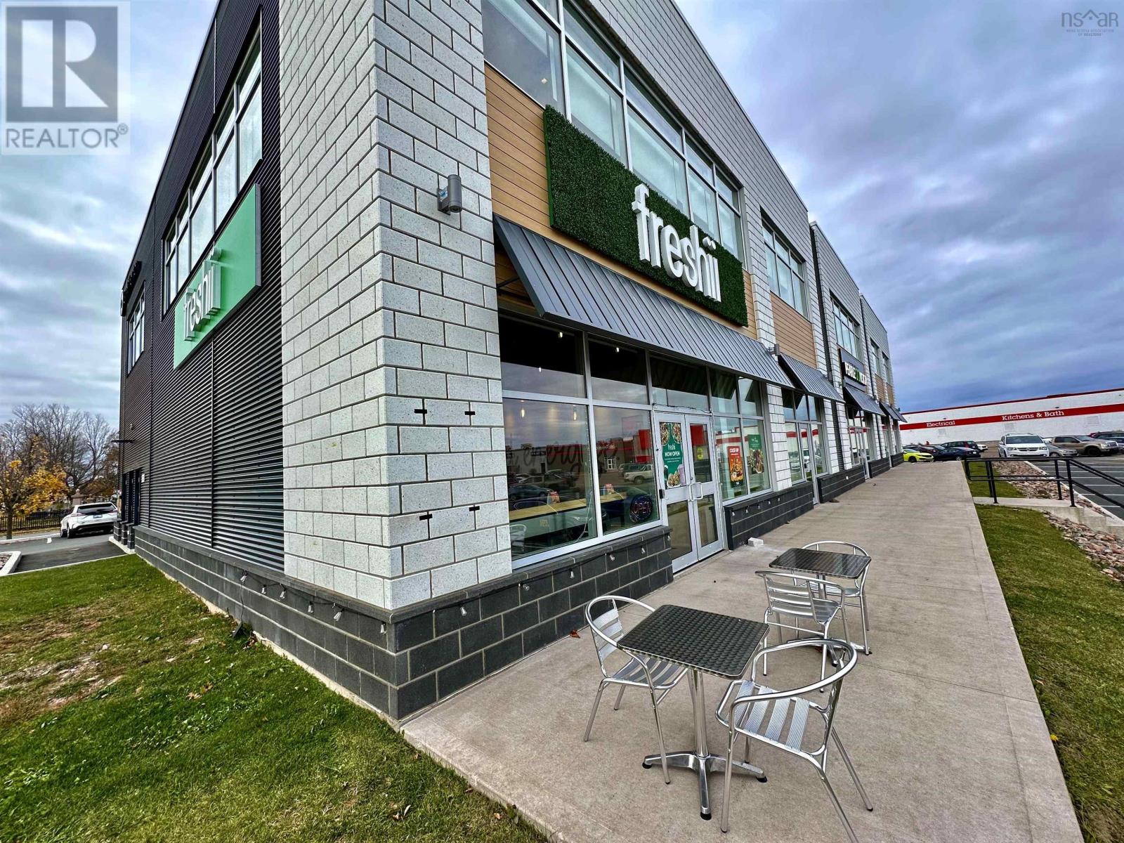 204 245 Robie Street, Truro, Nova Scotia  B2N 5N6 - Photo 2 - 202425758