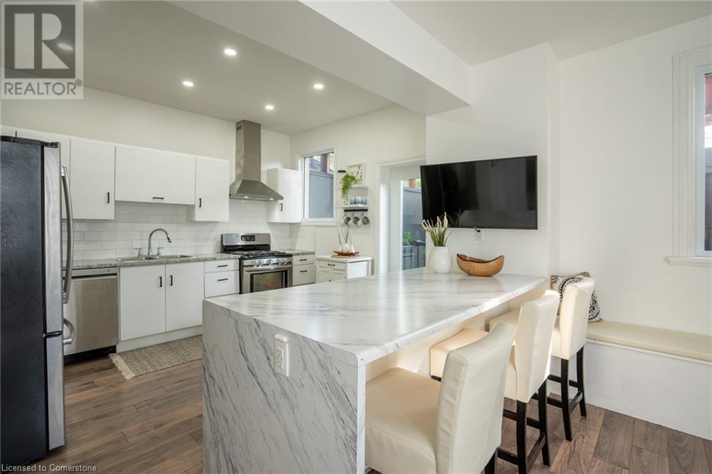 30 Bristol Street, Hamilton, Ontario  L8L 2T8 - Photo 10 - 40671782