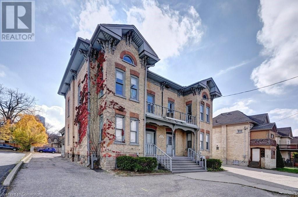 171 Victoria Street N, Kitchener, Ontario  N2H 5C5 - Photo 2 - 40671572