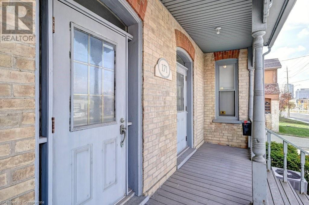 171 Victoria Street N, Kitchener, Ontario  N2H 5C5 - Photo 4 - 40671572
