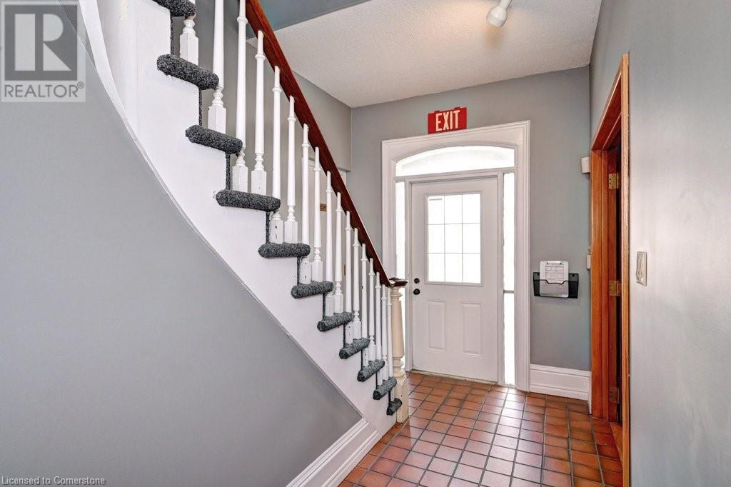 171 Victoria Street N, Kitchener, Ontario  N2H 5C5 - Photo 6 - 40671572