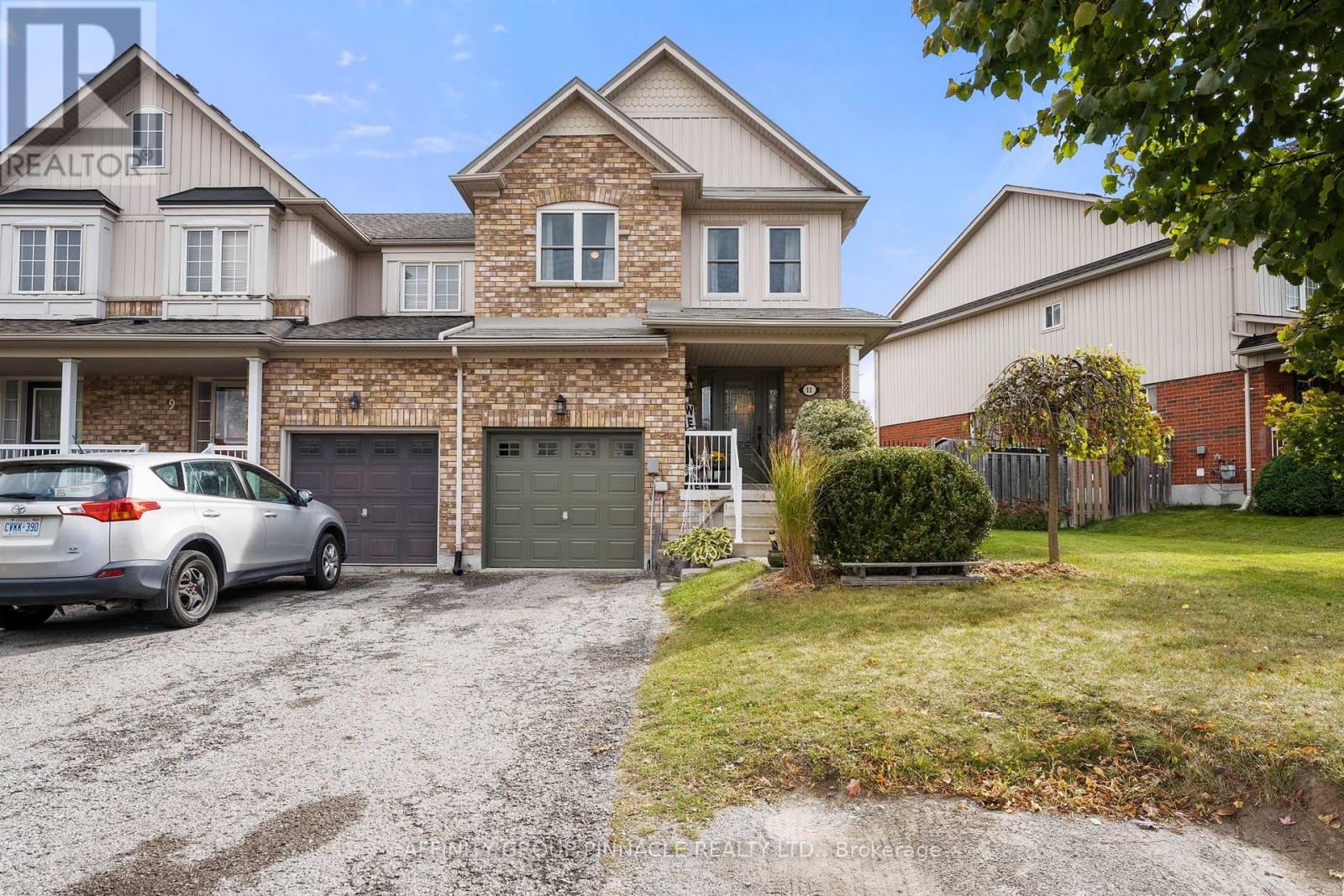 11 LILLY MCKEOWAN CRESCENT, East Gwillimbury, Ontario