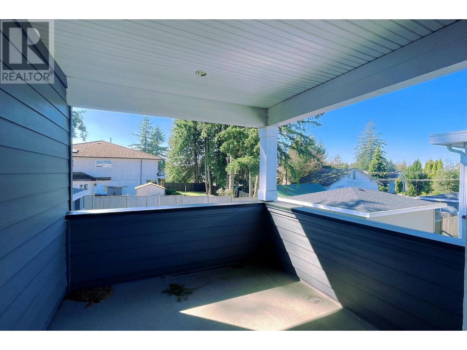 Listing Picture 10 of 17 : 7697 ULSTER STREET, Burnaby / 本拿比 - 魯藝地產 Yvonne Lu Group - MLS Medallion Club Member