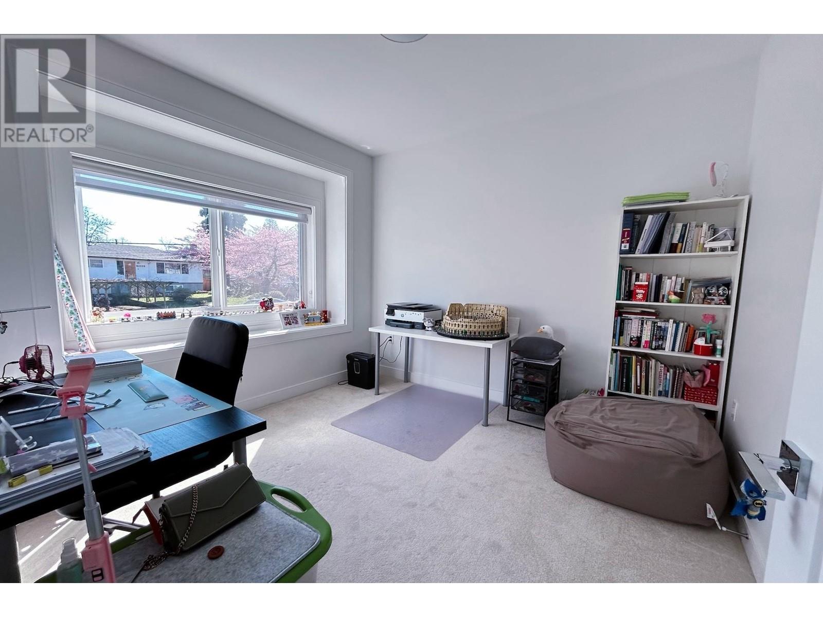 Listing Picture 11 of 17 : 7697 ULSTER STREET, Burnaby / 本拿比 - 魯藝地產 Yvonne Lu Group - MLS Medallion Club Member