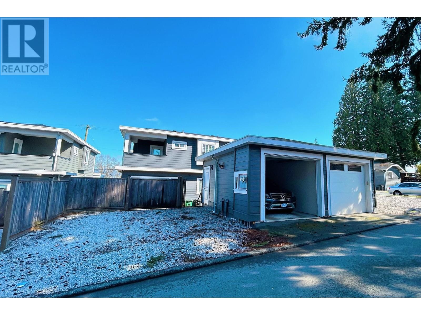 Listing Picture 16 of 17 : 7697 ULSTER STREET, Burnaby / 本拿比 - 魯藝地產 Yvonne Lu Group - MLS Medallion Club Member