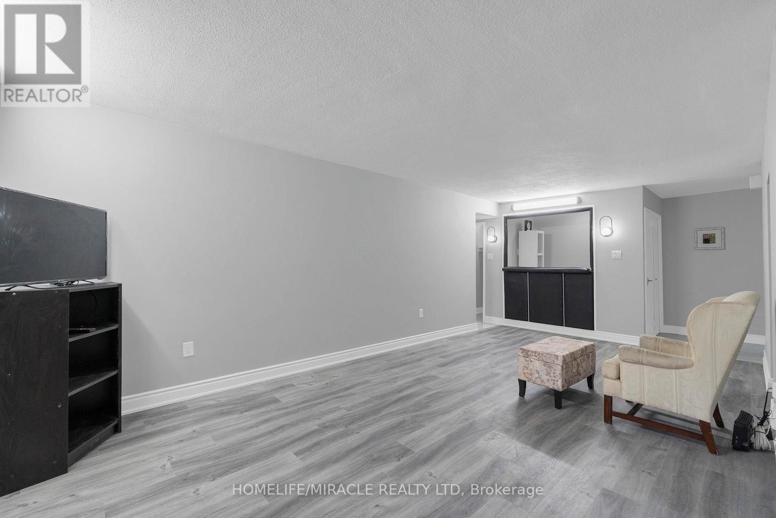 302 - 60 Stevenson Road, Toronto, Ontario  M9V 2B4 - Photo 12 - W9514860