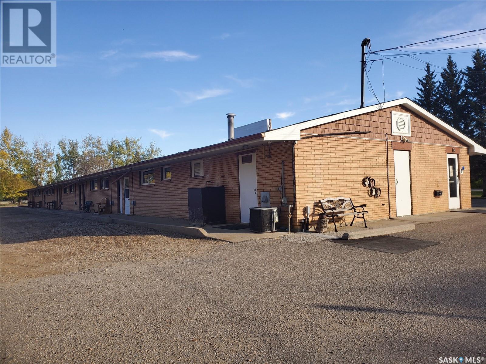 335 Queen Elizabeth Boulevard, Kamsack, Saskatchewan  S0A 1S0 - Photo 3 - SK987218