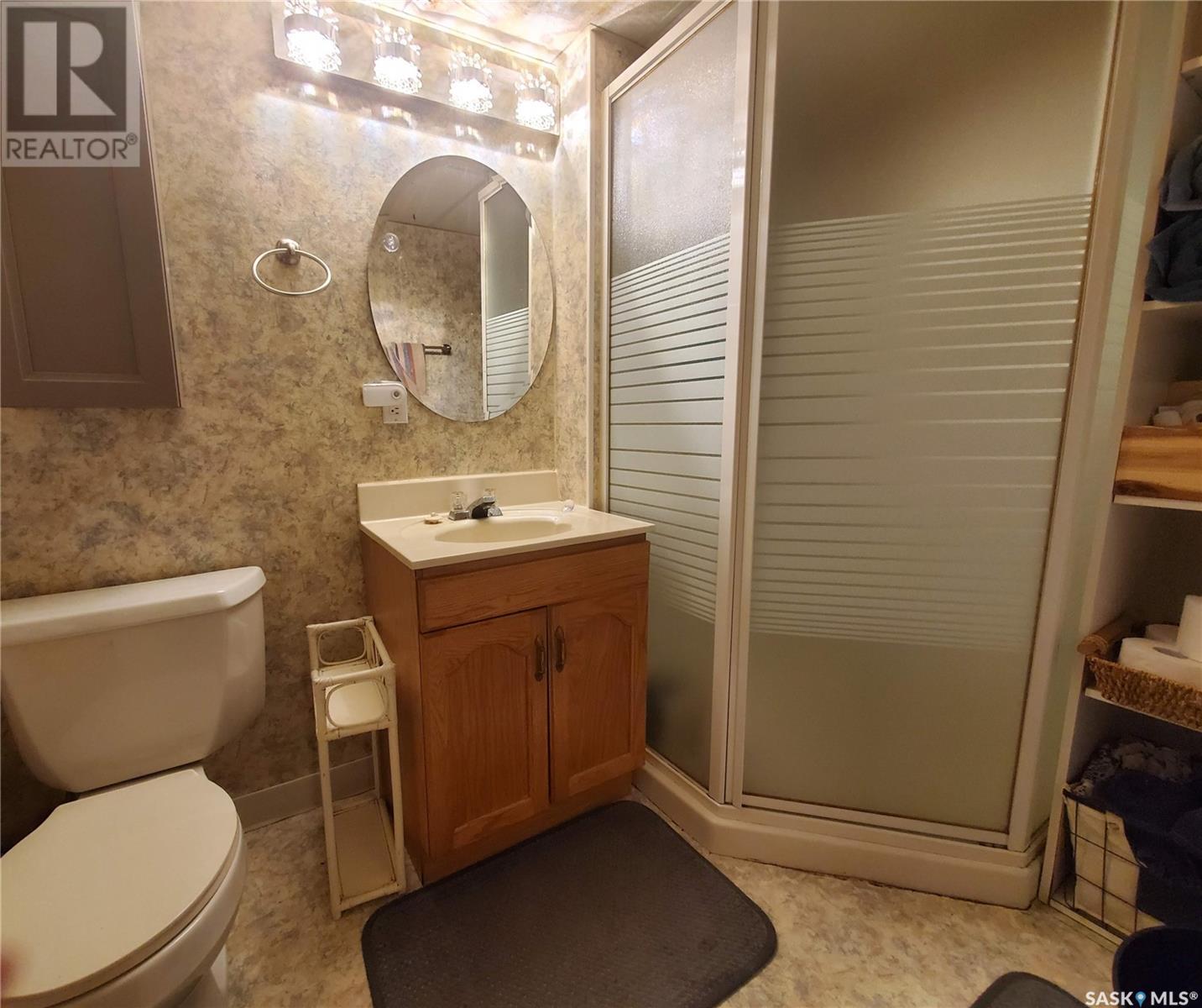 335 Queen Elizabeth Boulevard, Kamsack, Saskatchewan  S0A 1S0 - Photo 38 - SK987218