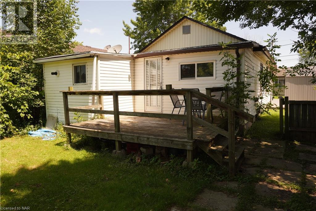 25 Lillian Street, Fort Erie, Ontario  L2A 5M1 - Photo 12 - 40668035