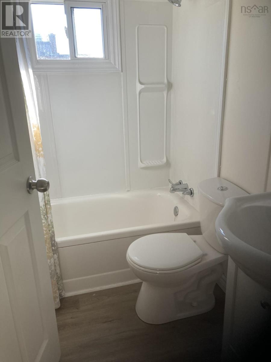 21 School Street, Falmouth, Nova Scotia  B0P 1L0 - Photo 11 - 202425764