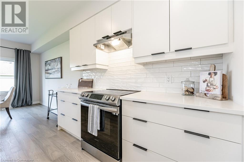 82 Hillcrest Road, Port Colborne, Ontario  L3K 6E4 - Photo 3 - 40663648