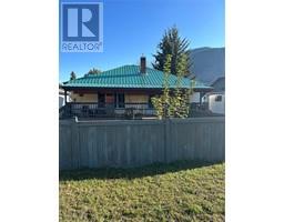 225 Pine Street, chase, British Columbia