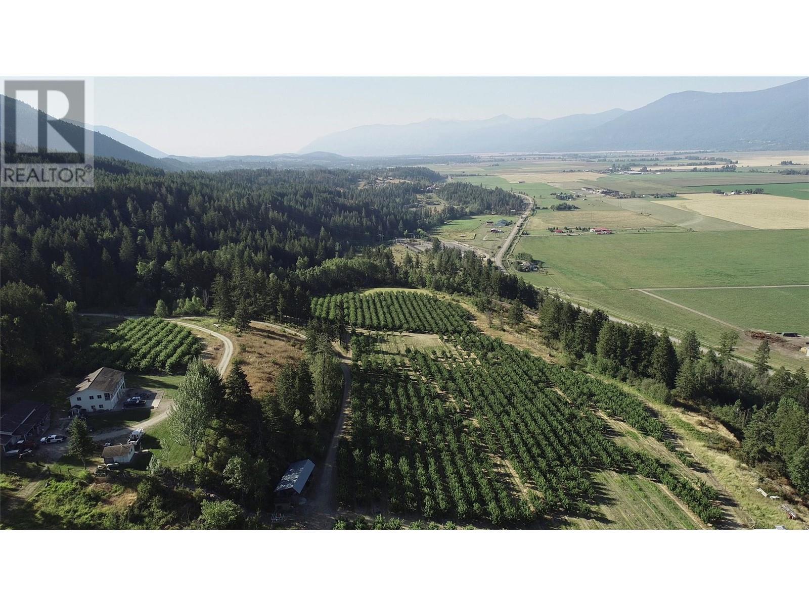 3423 3a Highway, Creston, British Columbia  V0B 1G8 - Photo 31 - 10327071