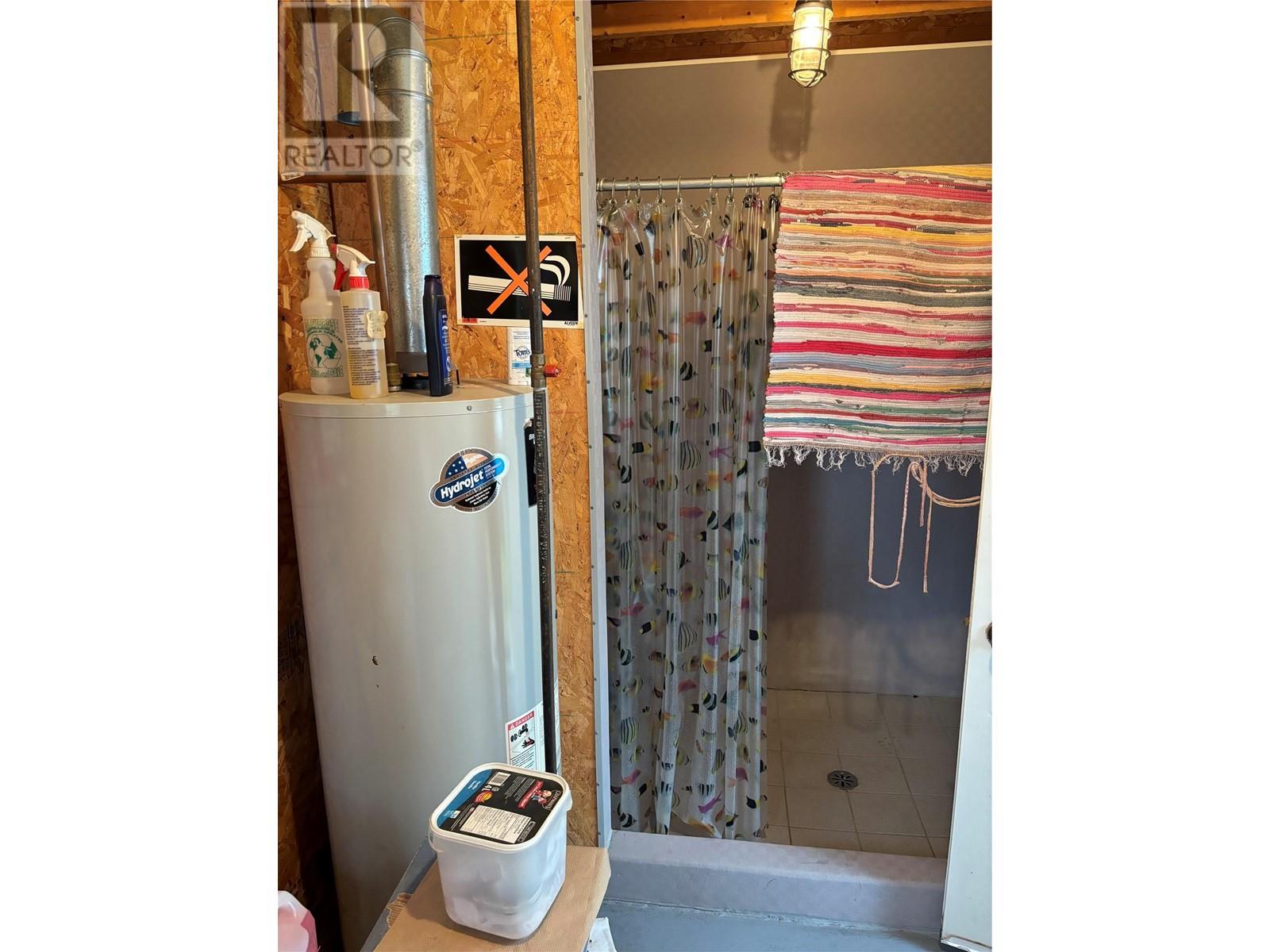 3423 3a Highway, Creston, British Columbia  V0B 1G8 - Photo 51 - 10327071