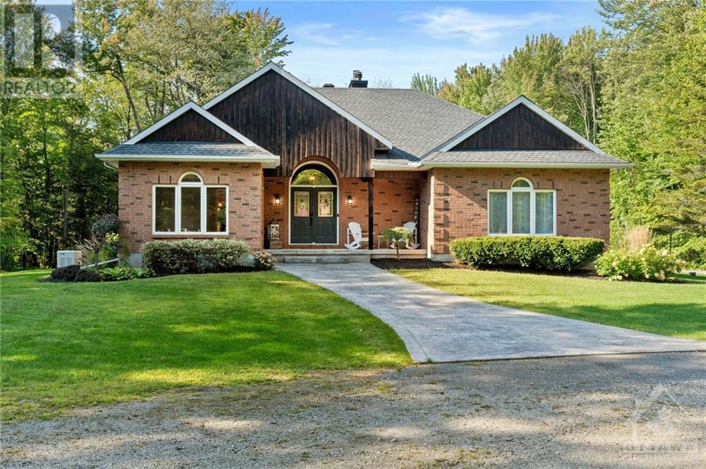 5487 Cedar DriveOttawa, Ontario  K4M 1B4 - Photo 1 - X10418700