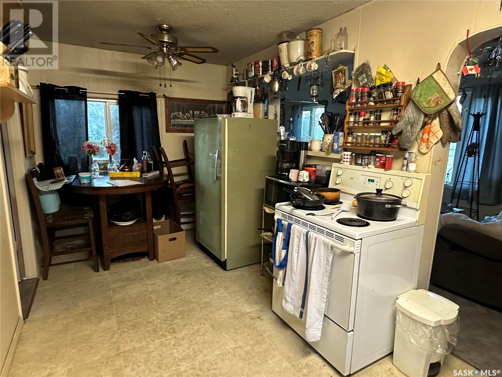 1937 14th Street W, Prince Albert, Saskatchewan  S6V 3P3 - Photo 3 - SK987237