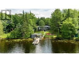 889 BAY LAKE Road, Emsdale, Ontario