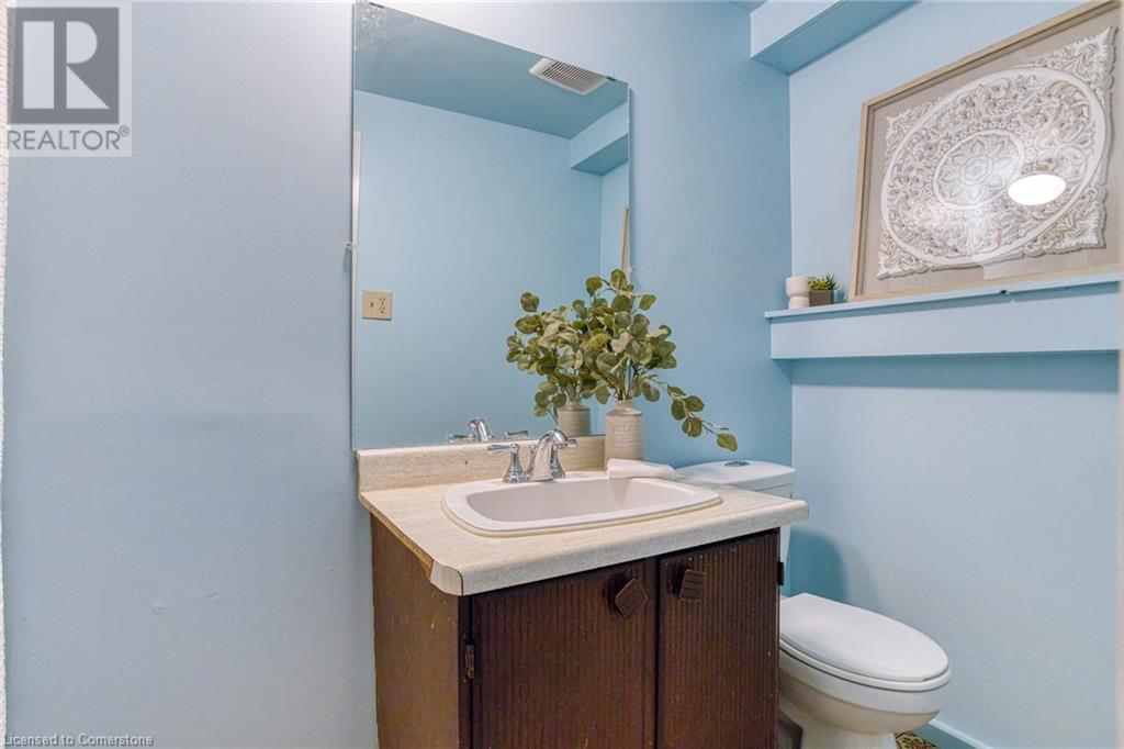 4 Cedar Glen, Grimsby, Ontario  L3M 4K2 - Photo 27 - XH4201178