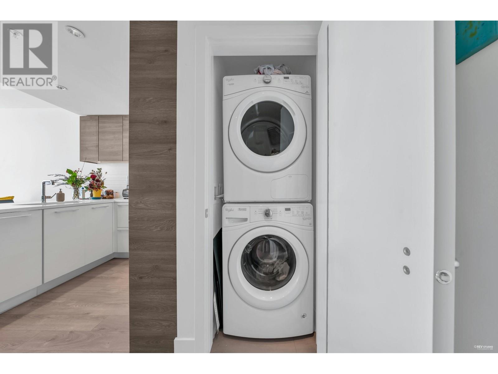 Listing Picture 16 of 31 : 709 7303 NOBLE LANE, Burnaby / 本拿比 - 魯藝地產 Yvonne Lu Group - MLS Medallion Club Member