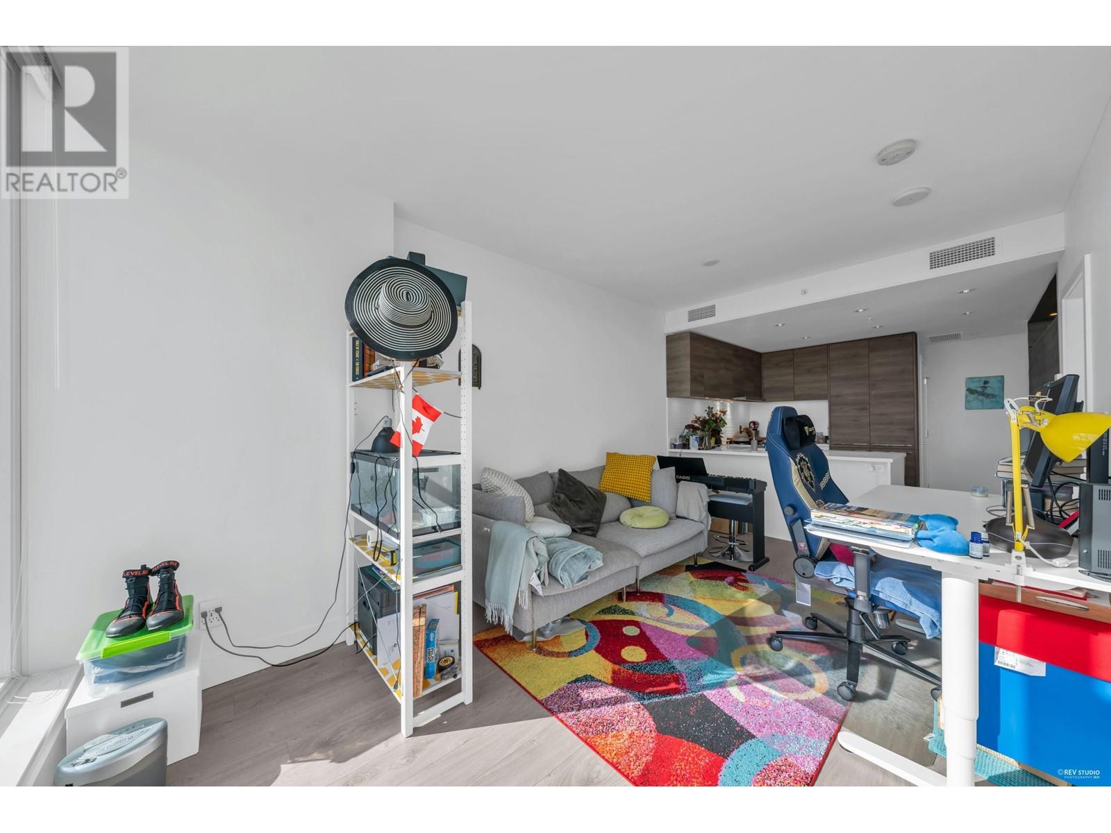Listing Picture 7 of 31 : 709 7303 NOBLE LANE, Burnaby / 本拿比 - 魯藝地產 Yvonne Lu Group - MLS Medallion Club Member