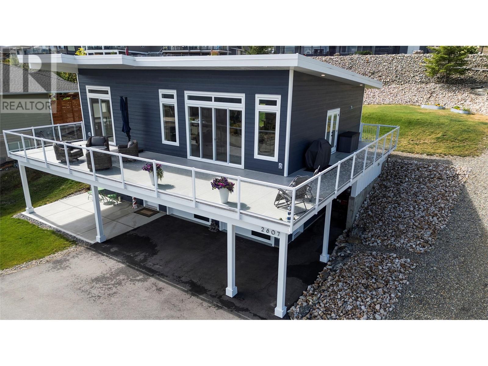 2607 St Andrews Street, Blind Bay, British Columbia  V0E 1H2 - Photo 6 - 10327409