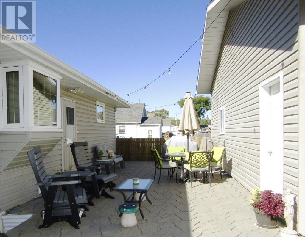 806 Armit Avenue, Fort Frances, Ontario  P9A 2J1 - Photo 5 - TB243396