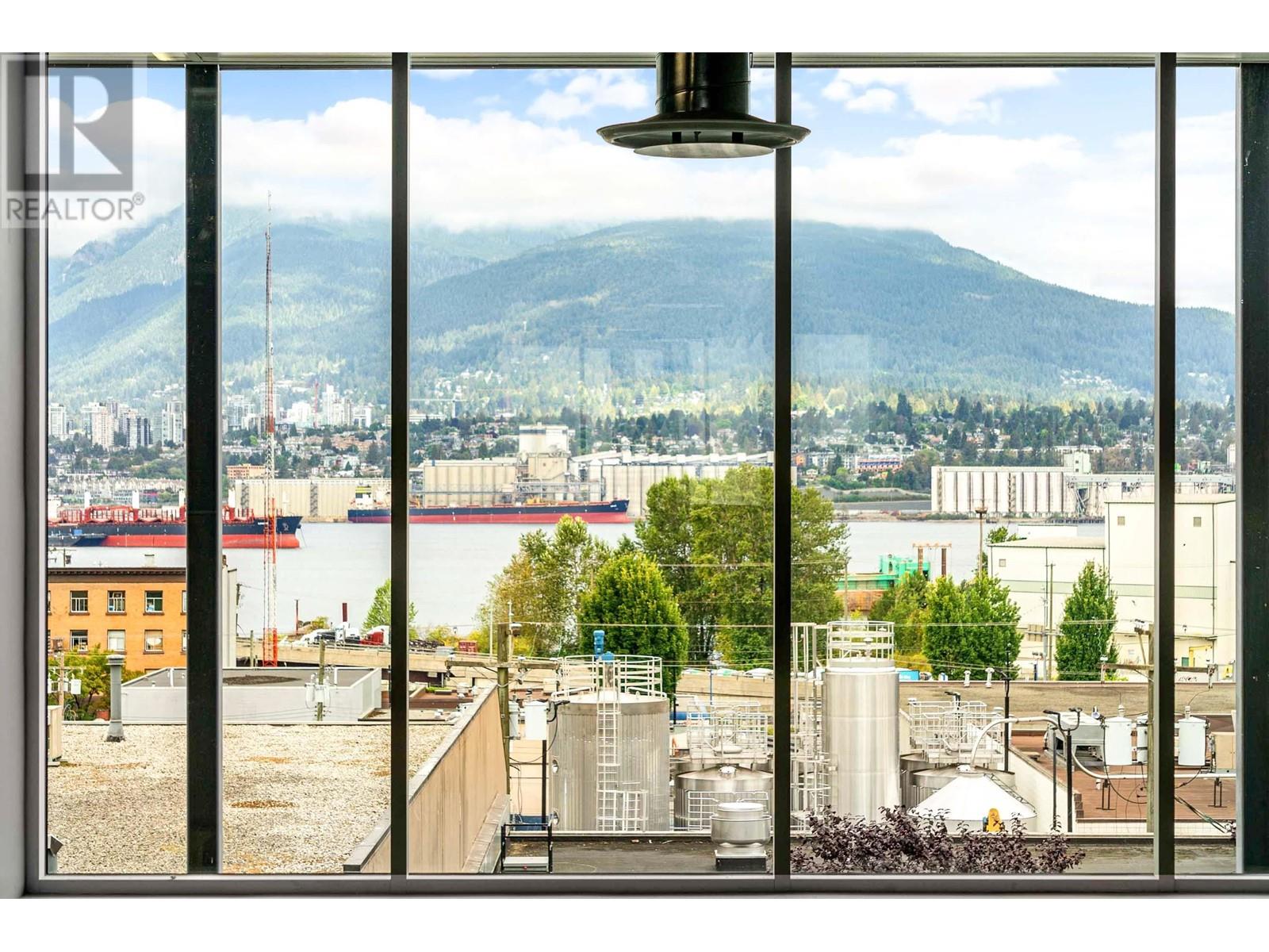 306 1930 Pandora Street, Vancouver, British Columbia  V5L 0C7 - Photo 3 - C8064144
