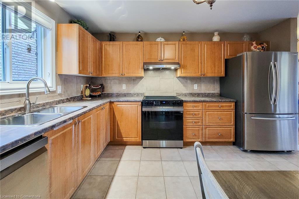 2 Hampshire Place, Stoney Creek, Ontario  L8J 3W9 - Photo 16 - 40671972