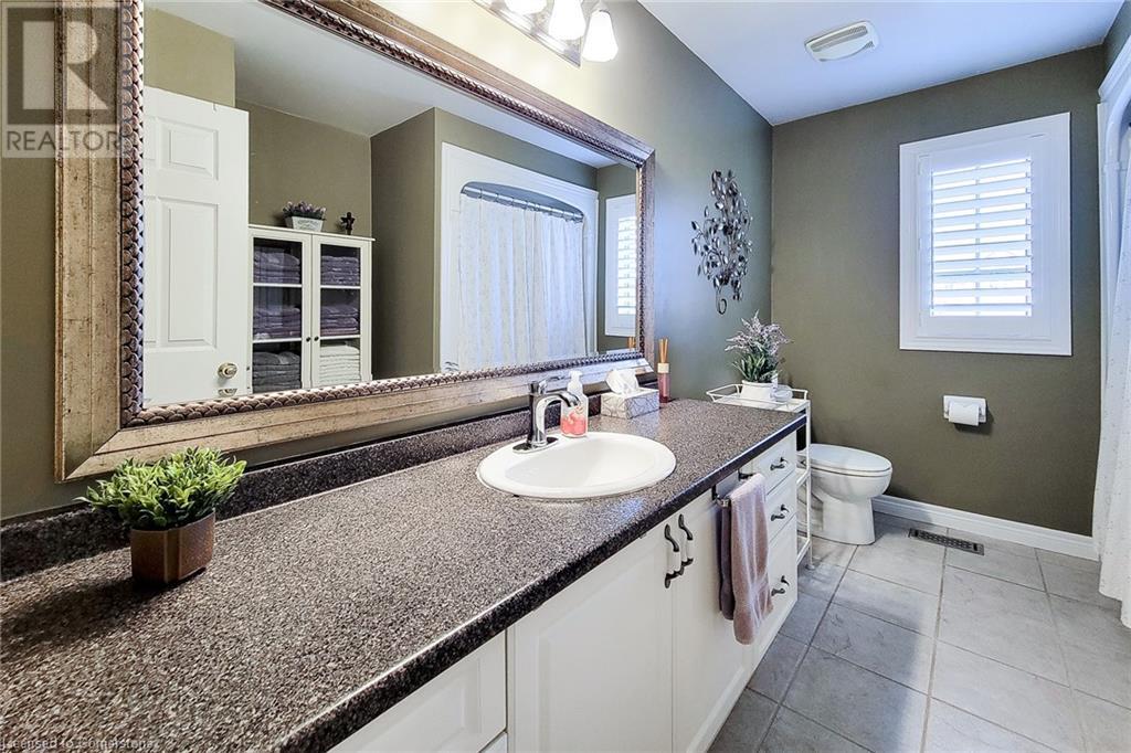 2 Hampshire Place, Stoney Creek, Ontario  L8J 3W9 - Photo 23 - 40671972
