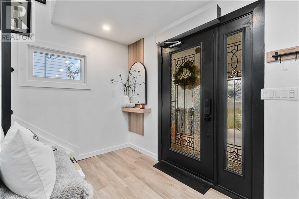 252 Emerick Avenue, Fort Erie, Ontario  L2A 2W5 - Photo 5 - 40668994