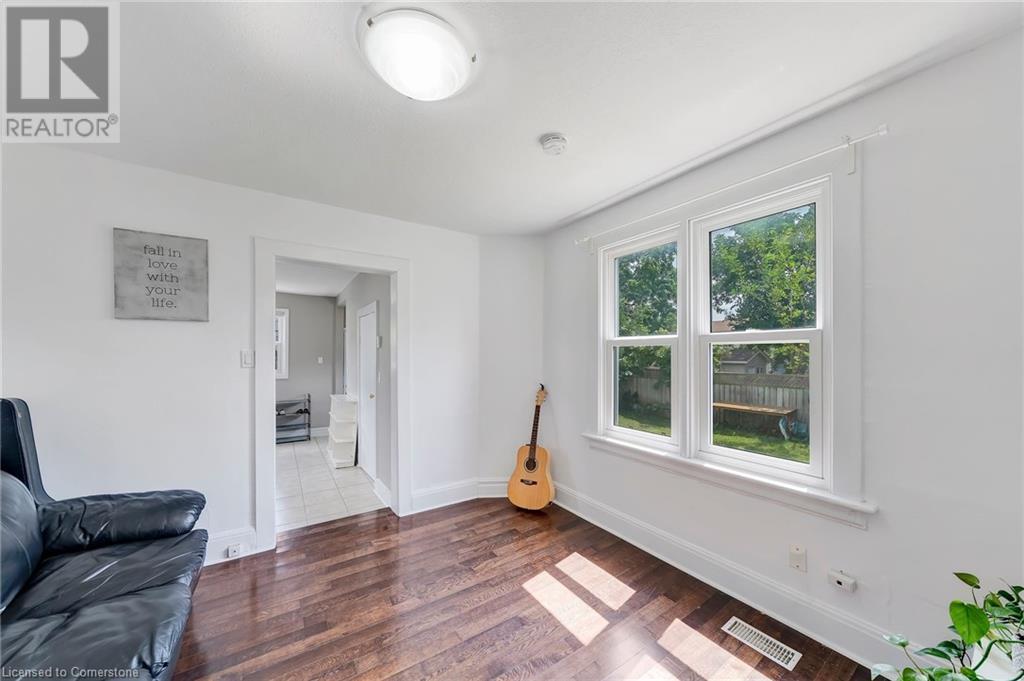 227 Fairway Road N, Kitchener, Ontario  N2A 2N7 - Photo 7 - 40649817