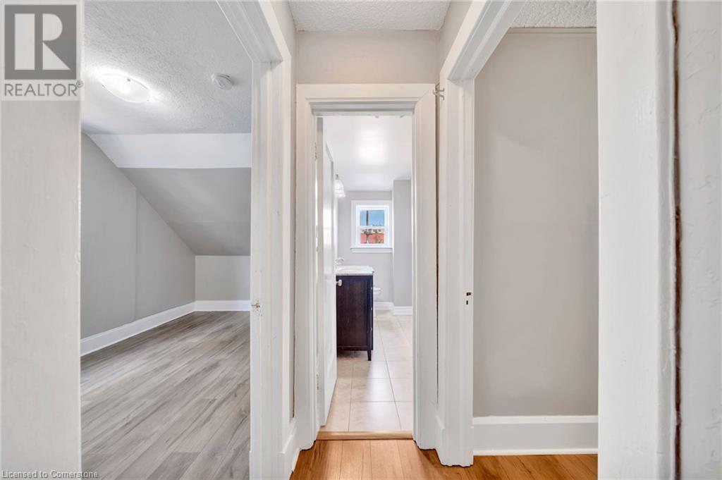 227 Fairway Road N, Kitchener, Ontario  N2A 2N7 - Photo 21 - 40649817