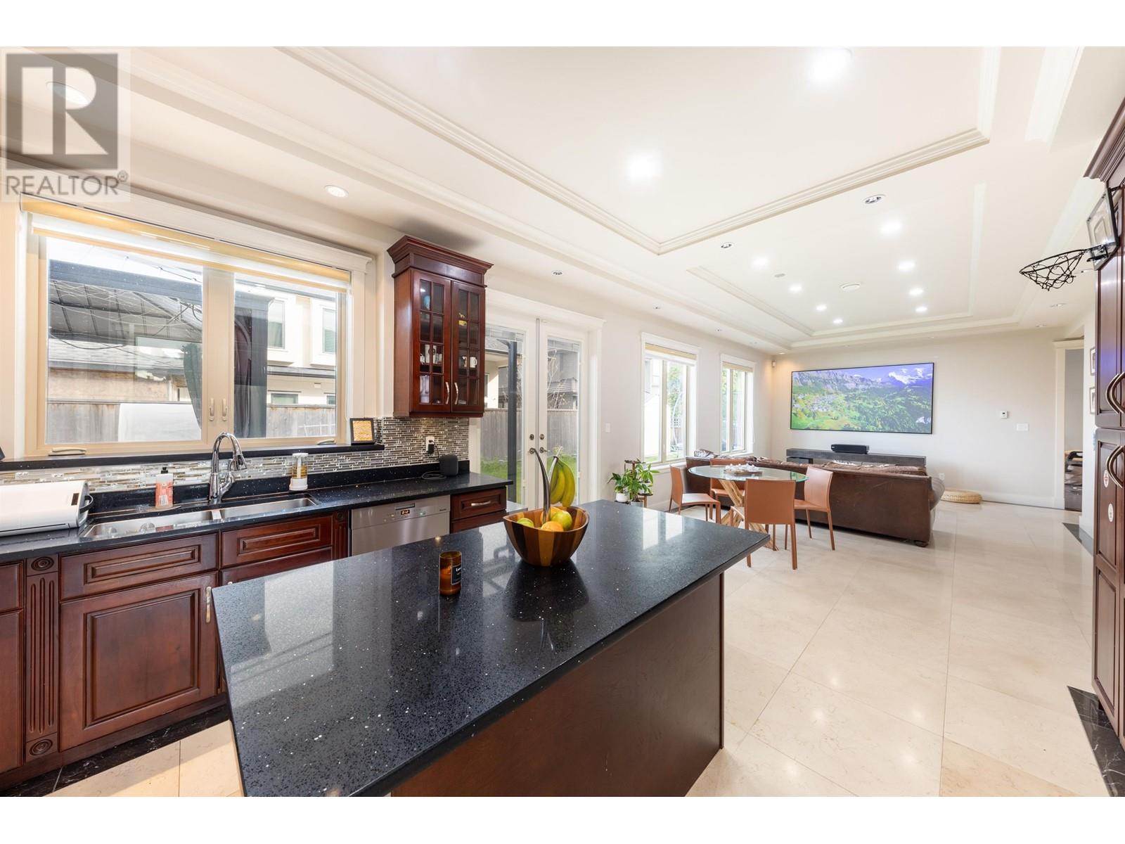 Listing Picture 12 of 40 : 3331 FRANCIS ROAD, Richmond / 烈治文 - 魯藝地產 Yvonne Lu Group - MLS Medallion Club Member