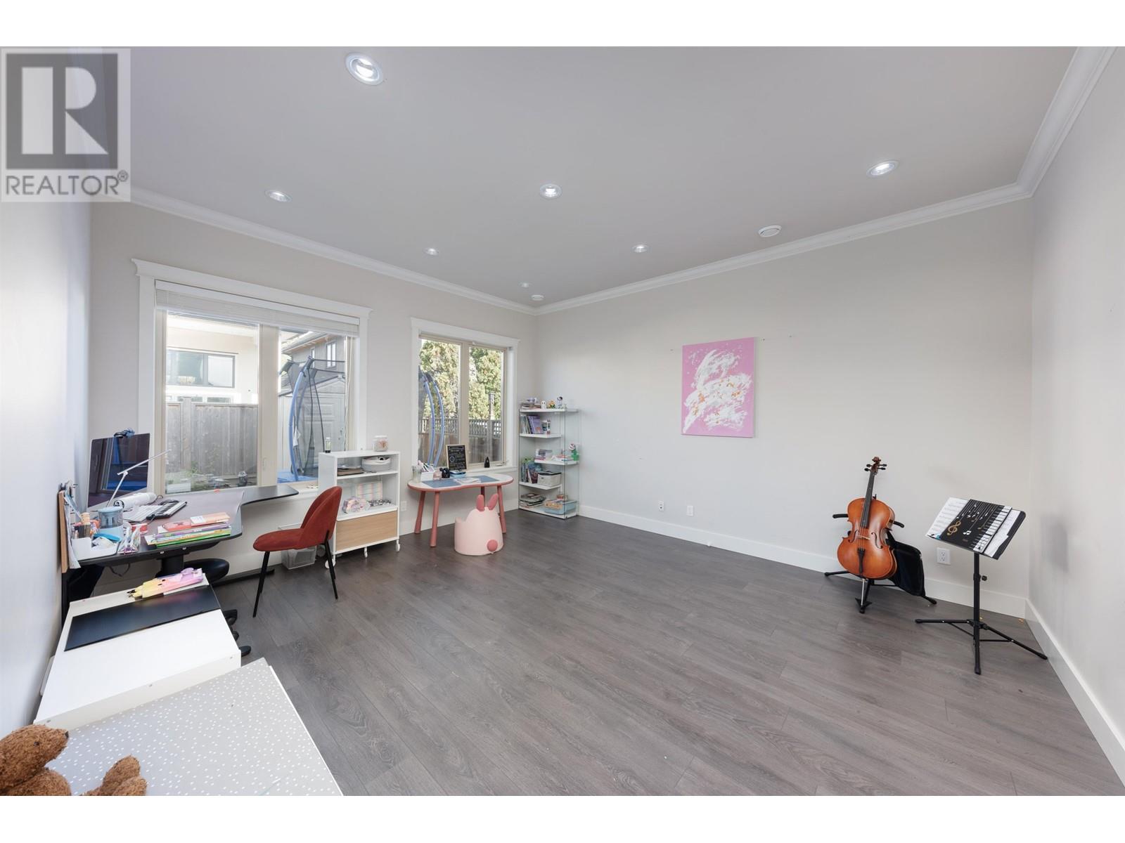 Listing Picture 37 of 40 : 3331 FRANCIS ROAD, Richmond / 烈治文 - 魯藝地產 Yvonne Lu Group - MLS Medallion Club Member
