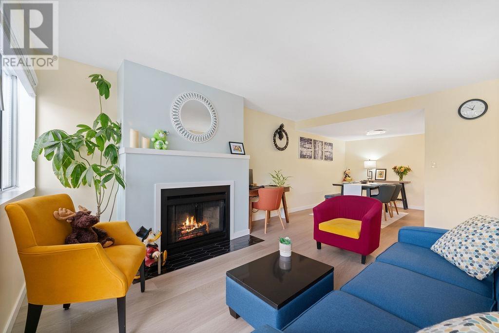 Listing Picture 4 of 40 : 218 7751 MINORU BOULEVARD, Richmond / 烈治文 - 魯藝地產 Yvonne Lu Group - MLS Medallion Club Member
