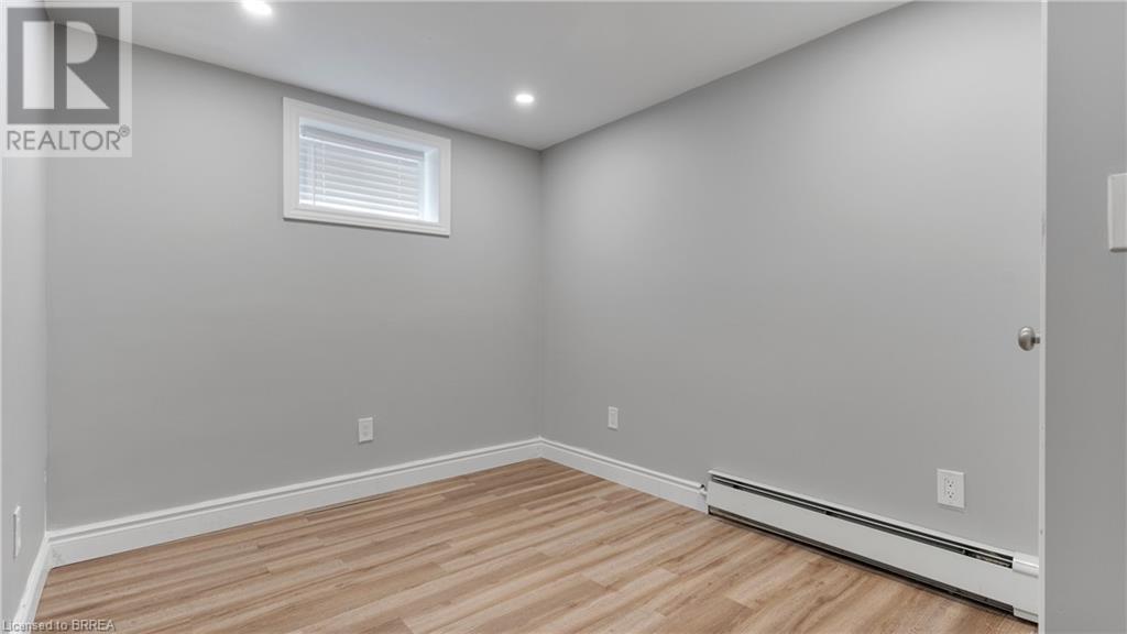 224 Colborne Street W, Brantford, Ontario  N3T 1L8 - Photo 11 - 40671325