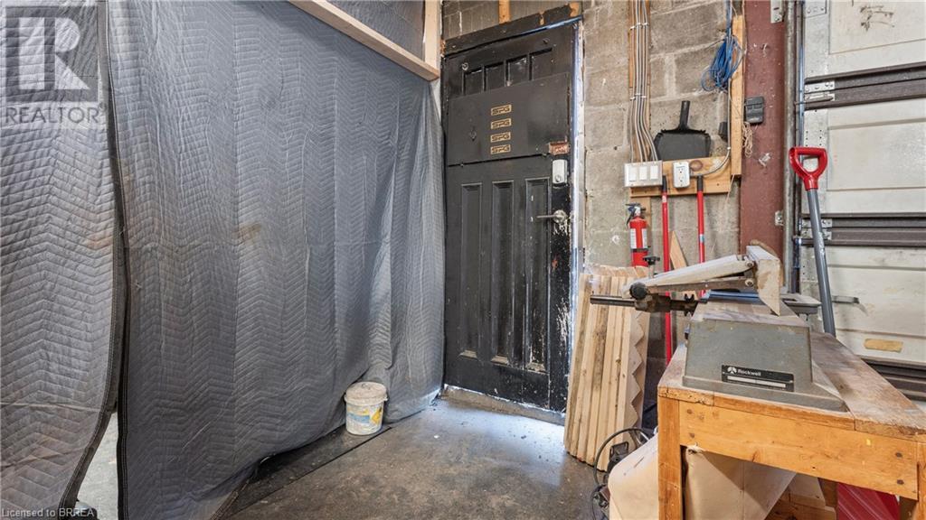 224 Colborne Street W, Brantford, Ontario  N3T 1L8 - Photo 32 - 40671325