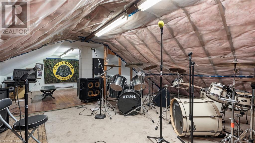 224 Colborne Street W, Brantford, Ontario  N3T 1L8 - Photo 35 - 40671325