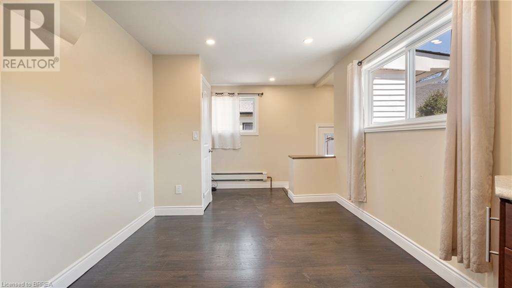 224 Colborne Street W, Brantford, Ontario  N3T 1L8 - Photo 7 - 40671325