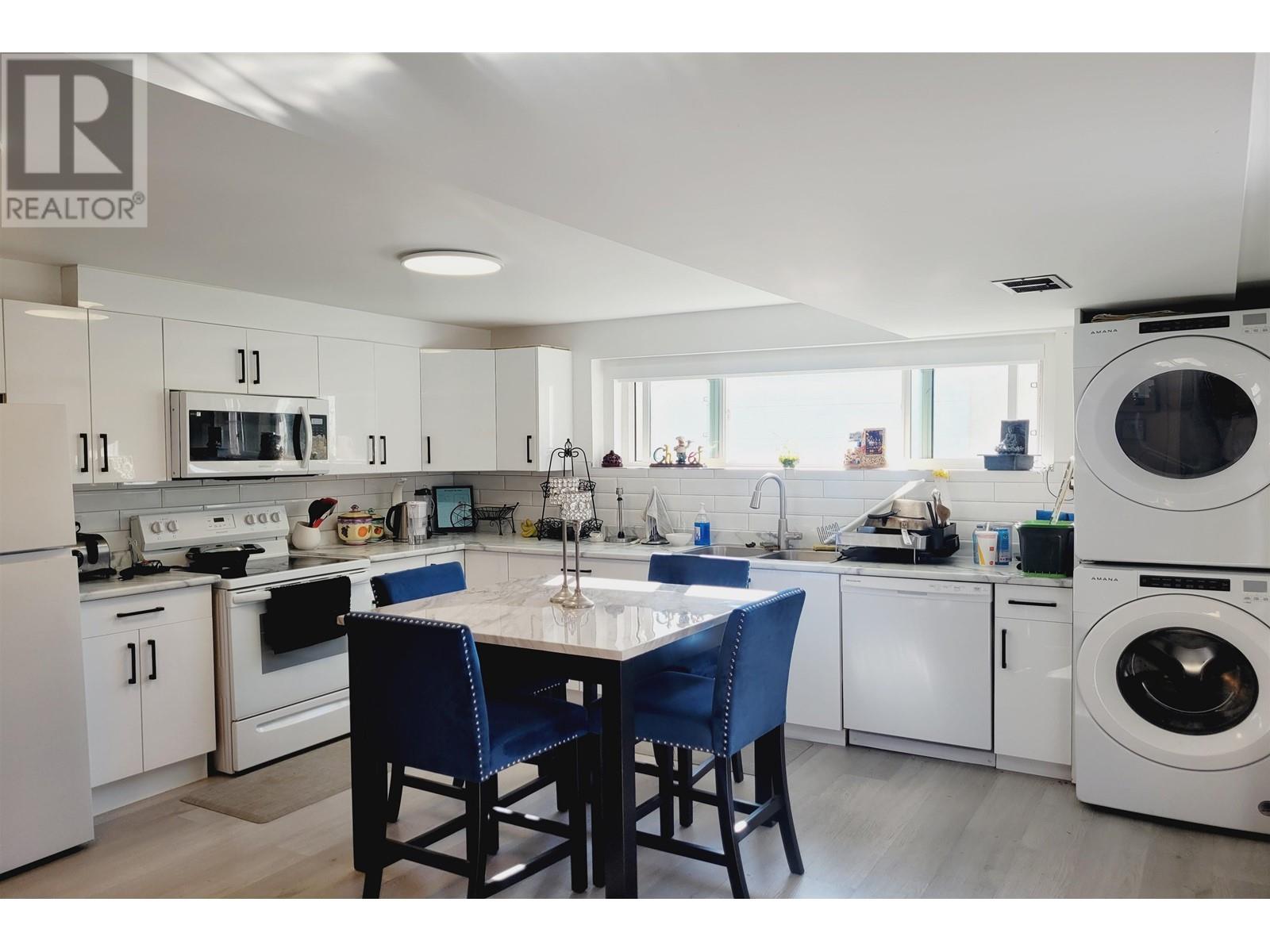 1649 W 69th Avenue, Vancouver, British Columbia  V6P 2W7 - Photo 6 - R2940701