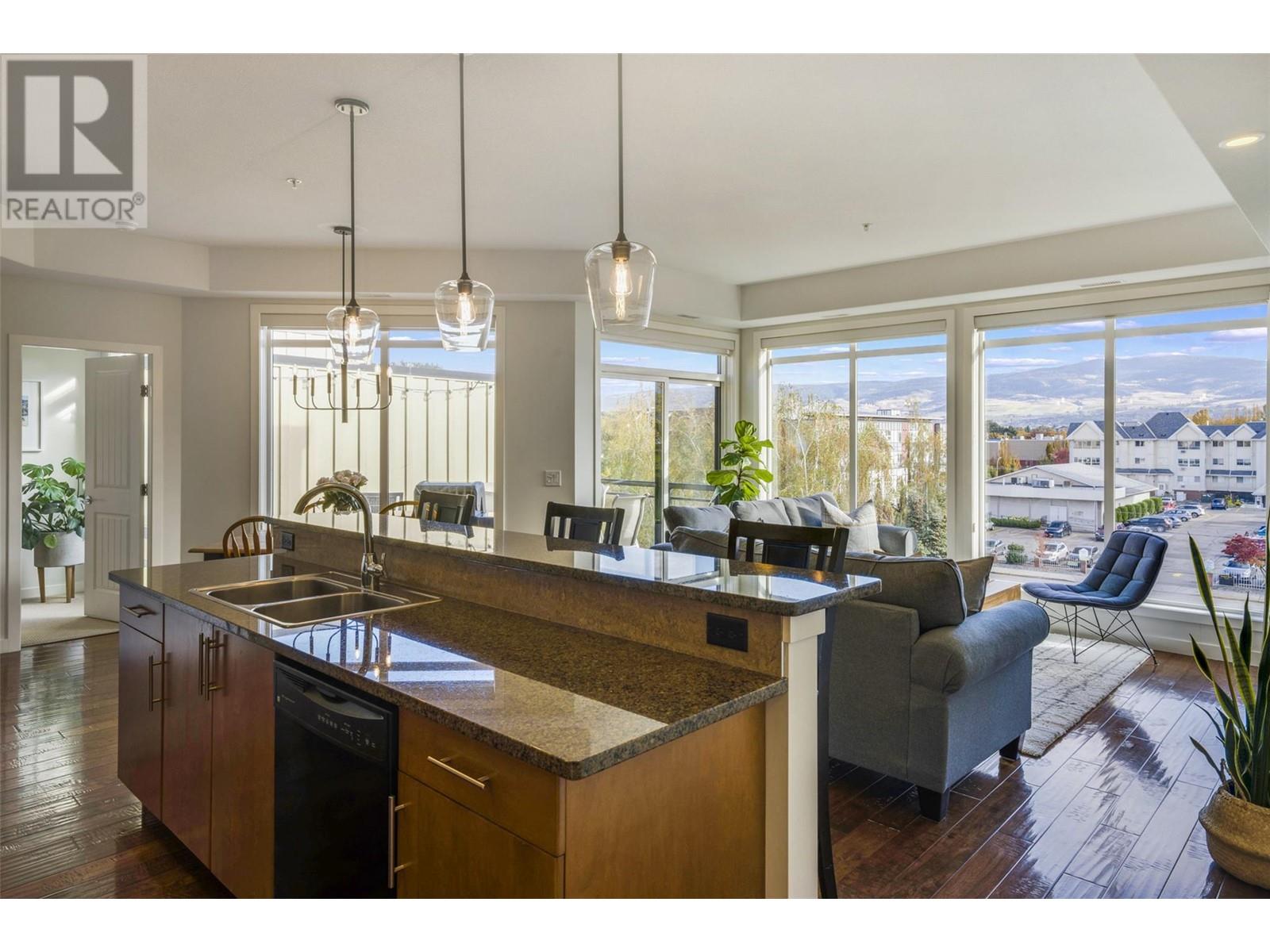 1933 Ambrosi Road Unit# 406 Kelowna