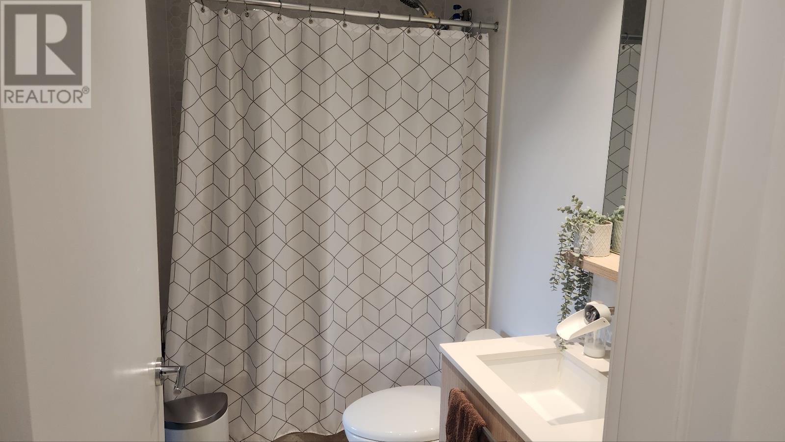 2703 567 Clarke Road, Coquitlam, British Columbia  V3J 0K7 - Photo 11 - R2939522