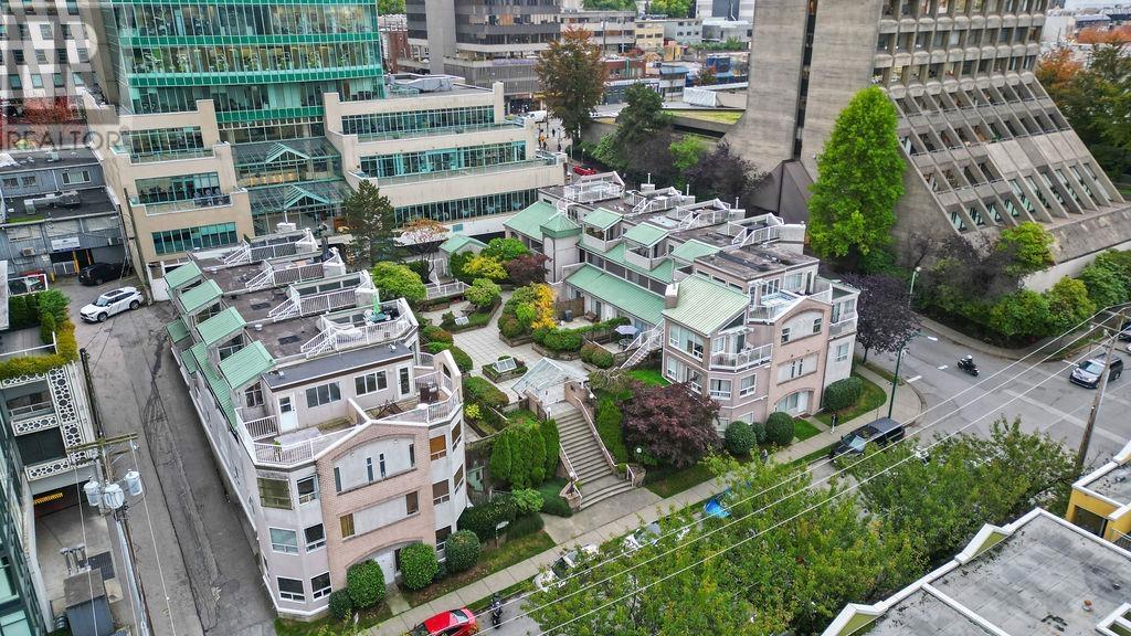 Listing Picture 5 of 12 : 206 788 W 8TH AVENUE, Vancouver / 溫哥華 - 魯藝地產 Yvonne Lu Group - MLS Medallion Club Member