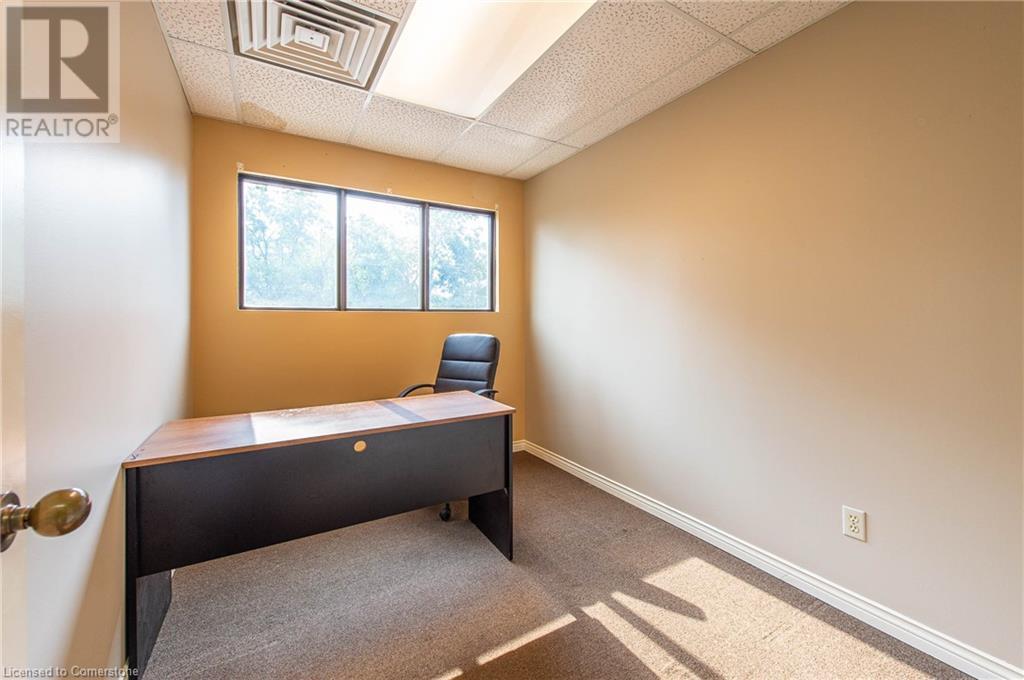 585 Queen Street S, Kitchener, Ontario  N2G 4S4 - Photo 21 - 40672051