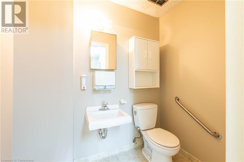 585 Queen Street S, Kitchener, Ontario  N2G 4S4 - Photo 24 - 40672051