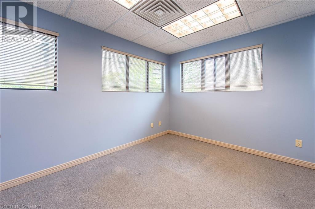 585 Queen Street S, Kitchener, Ontario  N2G 4S4 - Photo 32 - 40672051