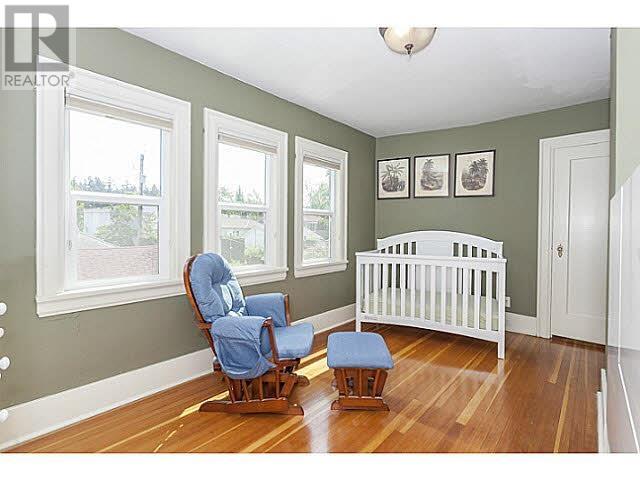 Listing Picture 5 of 12 : 5872 ARLINGTON STREET, Vancouver / 溫哥華 - 魯藝地產 Yvonne Lu Group - MLS Medallion Club Member