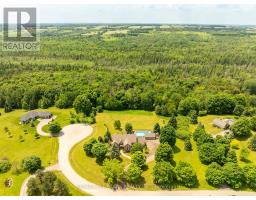 2 DEERFOOT DRIVE, Uxbridge, Ontario