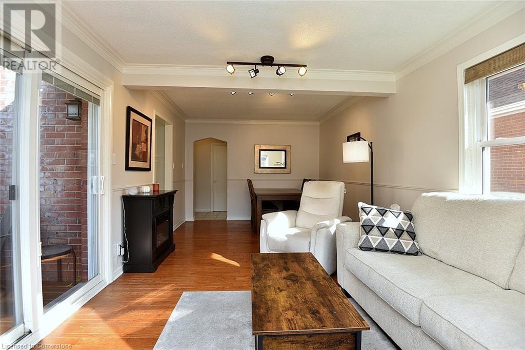 590 Queensdale Avenue E, Hamilton, Ontario  L8V 1L3 - Photo 16 - 40671970