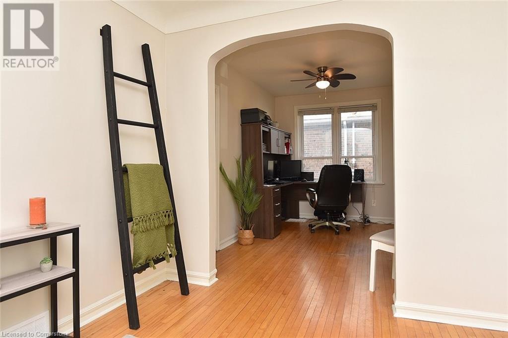 590 Queensdale Avenue E, Hamilton, Ontario  L8V 1L3 - Photo 21 - 40671970